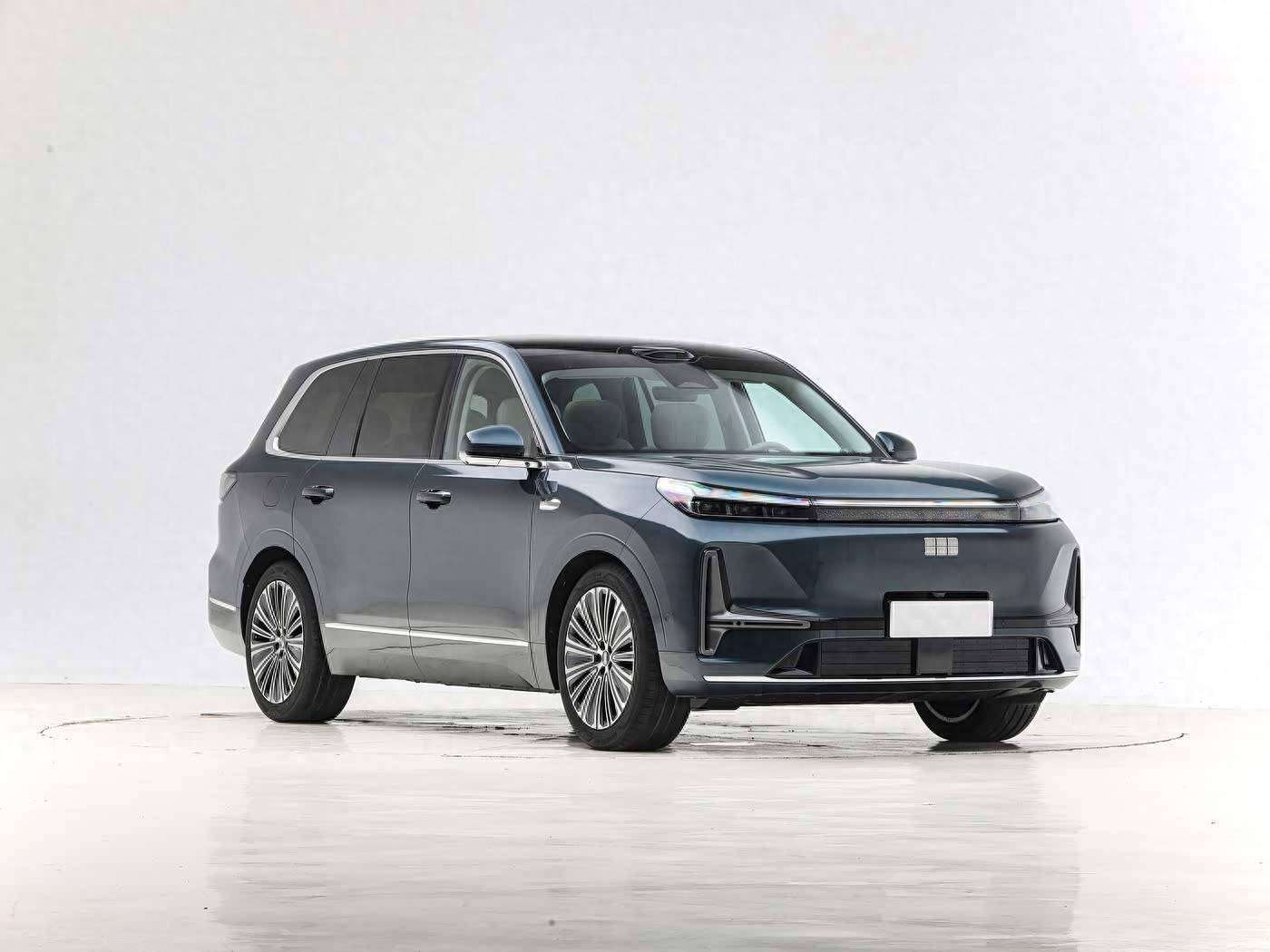 長超5米2的大SUV,只賣17.38萬,難道不比問界M9/理想L9香